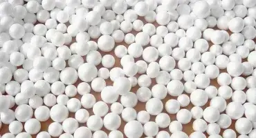 Granular expanded polystyrene