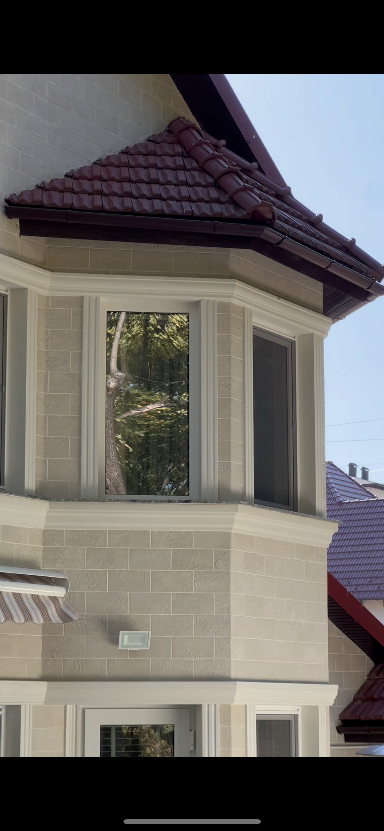 Gresie flexibila fatada - casa la marginea orasului Durlesti — 3