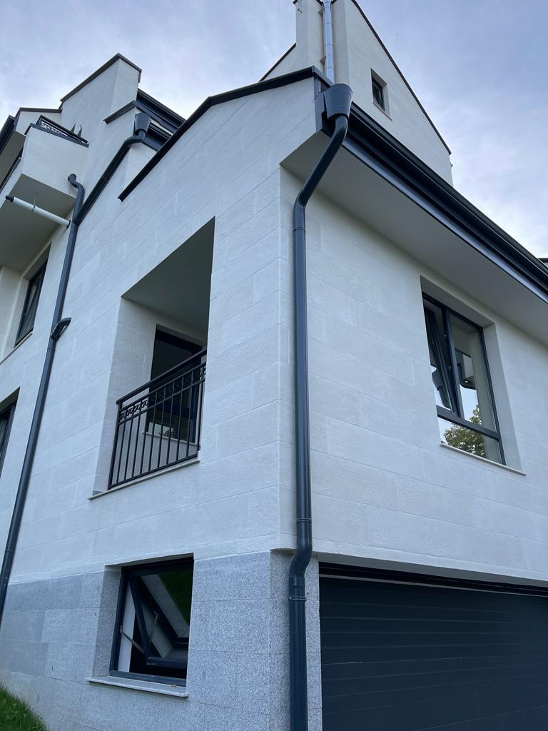 Germania - fațada unei case private din plăci flexibile — 6