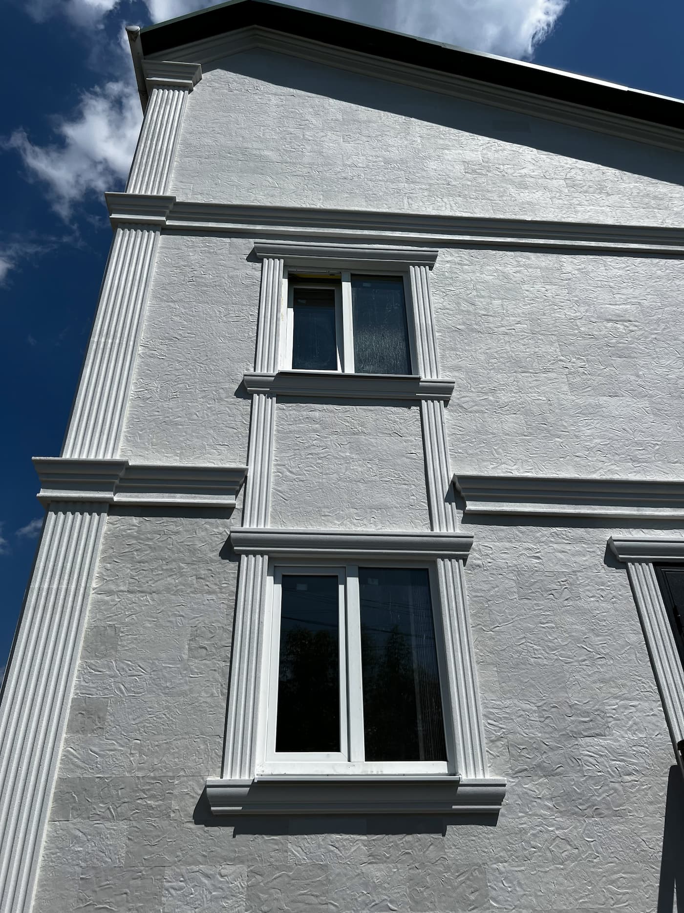 Private house on Telecentre - facade made of flexible tiles — 12