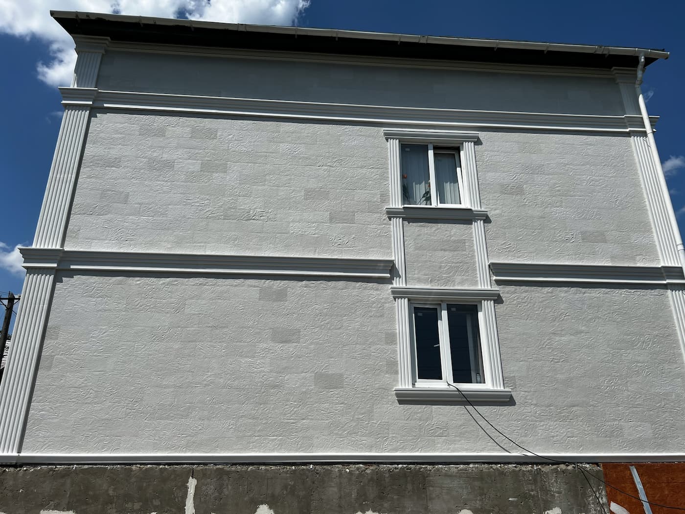 Private house on Telecentre - facade made of flexible tiles — 4