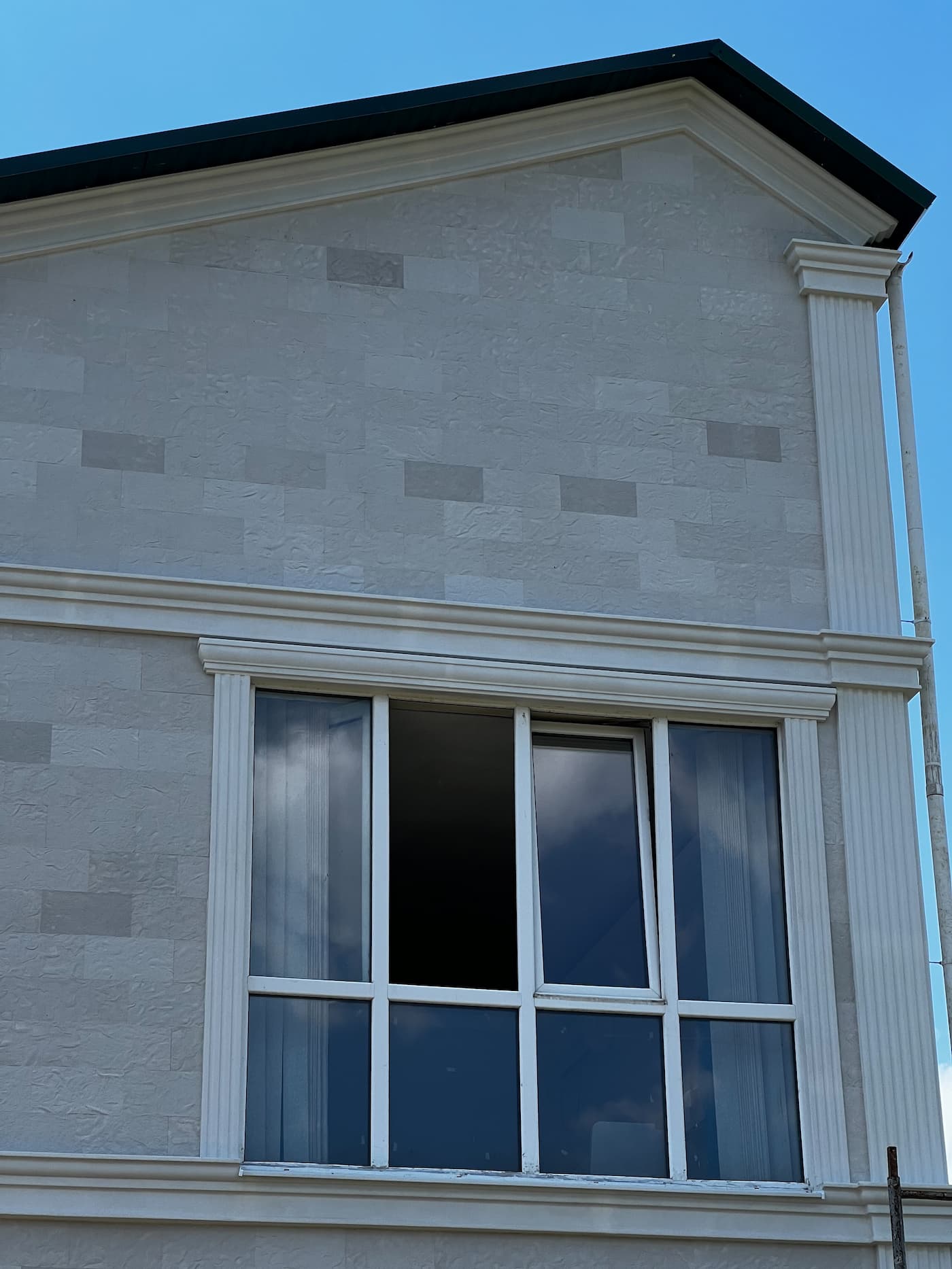 Private house on Telecentre - facade made of flexible tiles — 7