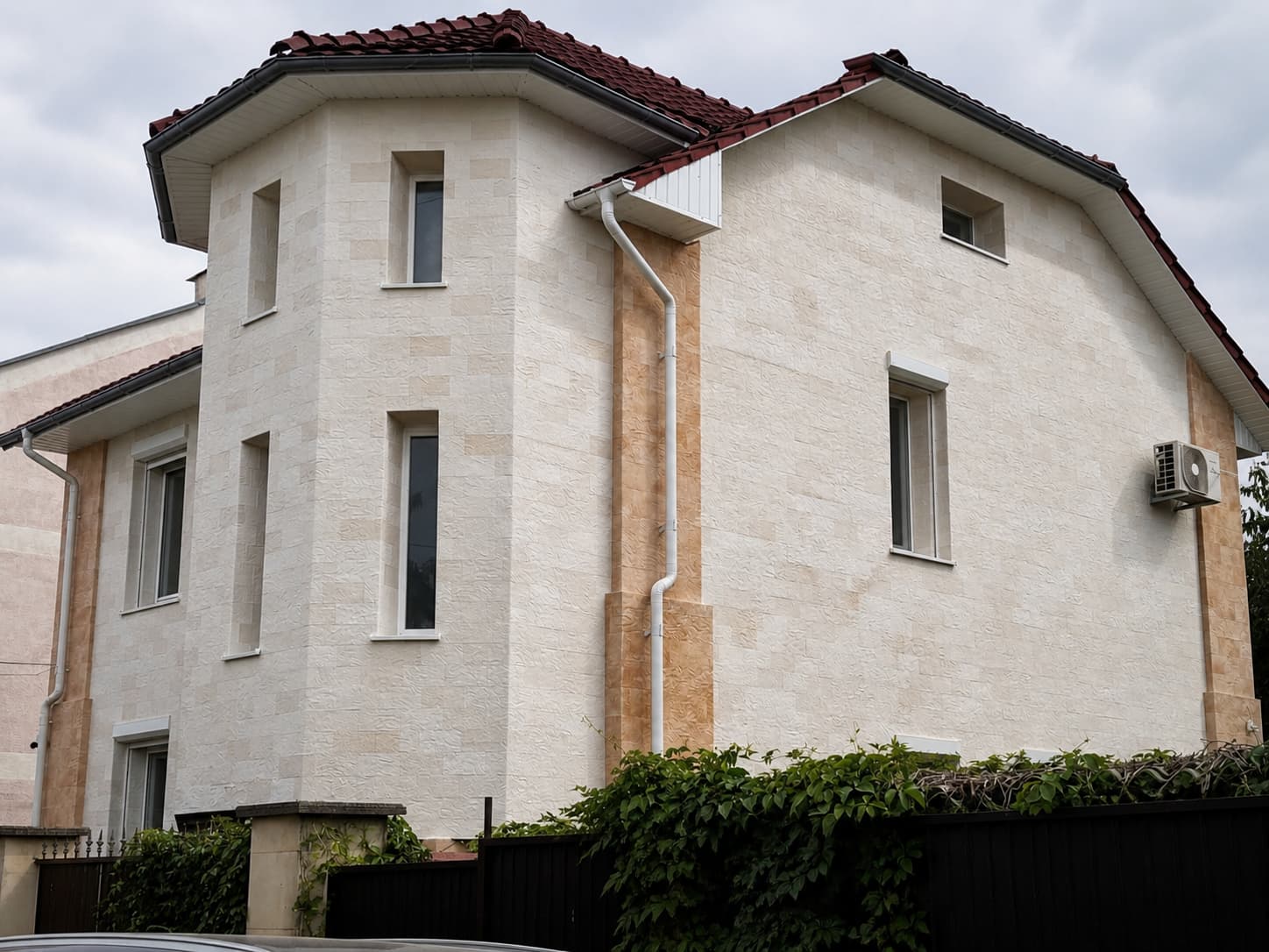 Piatra flexibila – casa privata in Vatra