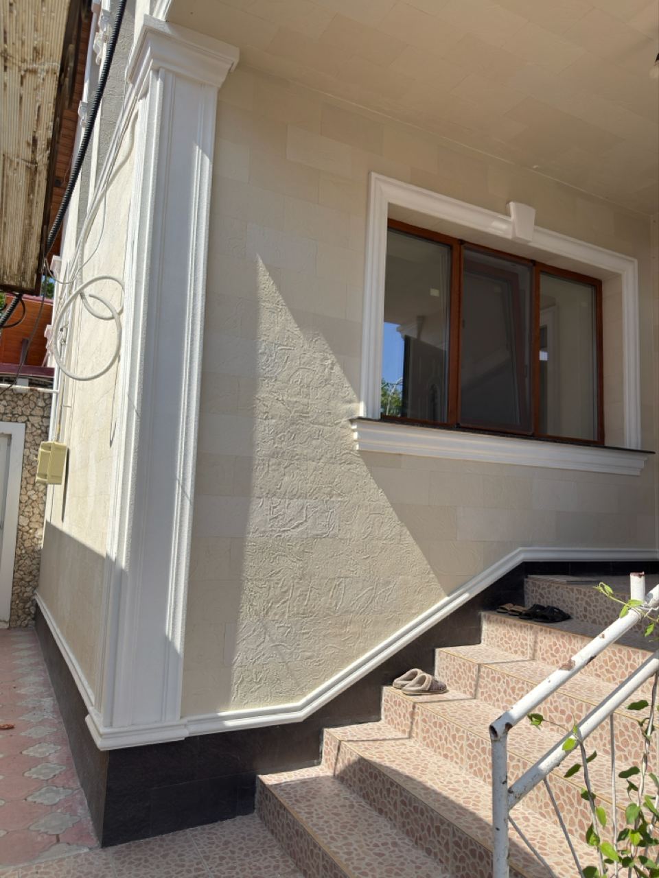 Gresie flexibila fatada Pletaflex – casa in Costesti — 18