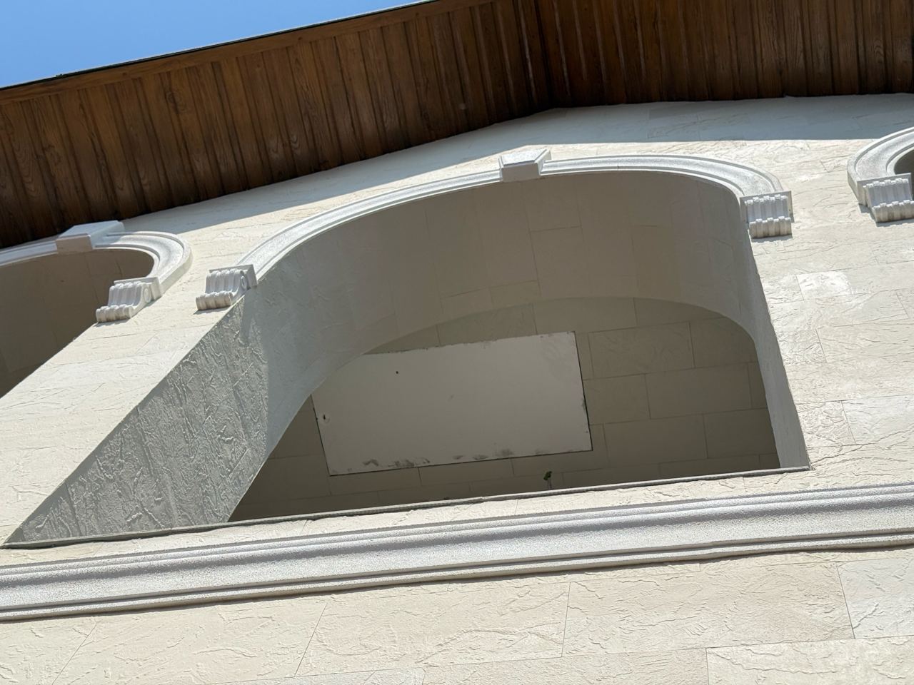 Gresie flexibila fatada Pletaflex – casa in Costesti — 26