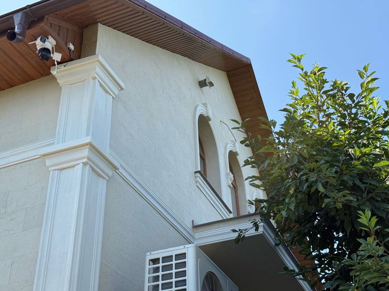 Gresie flexibila fatada Pletaflex – casa in Costesti — 3