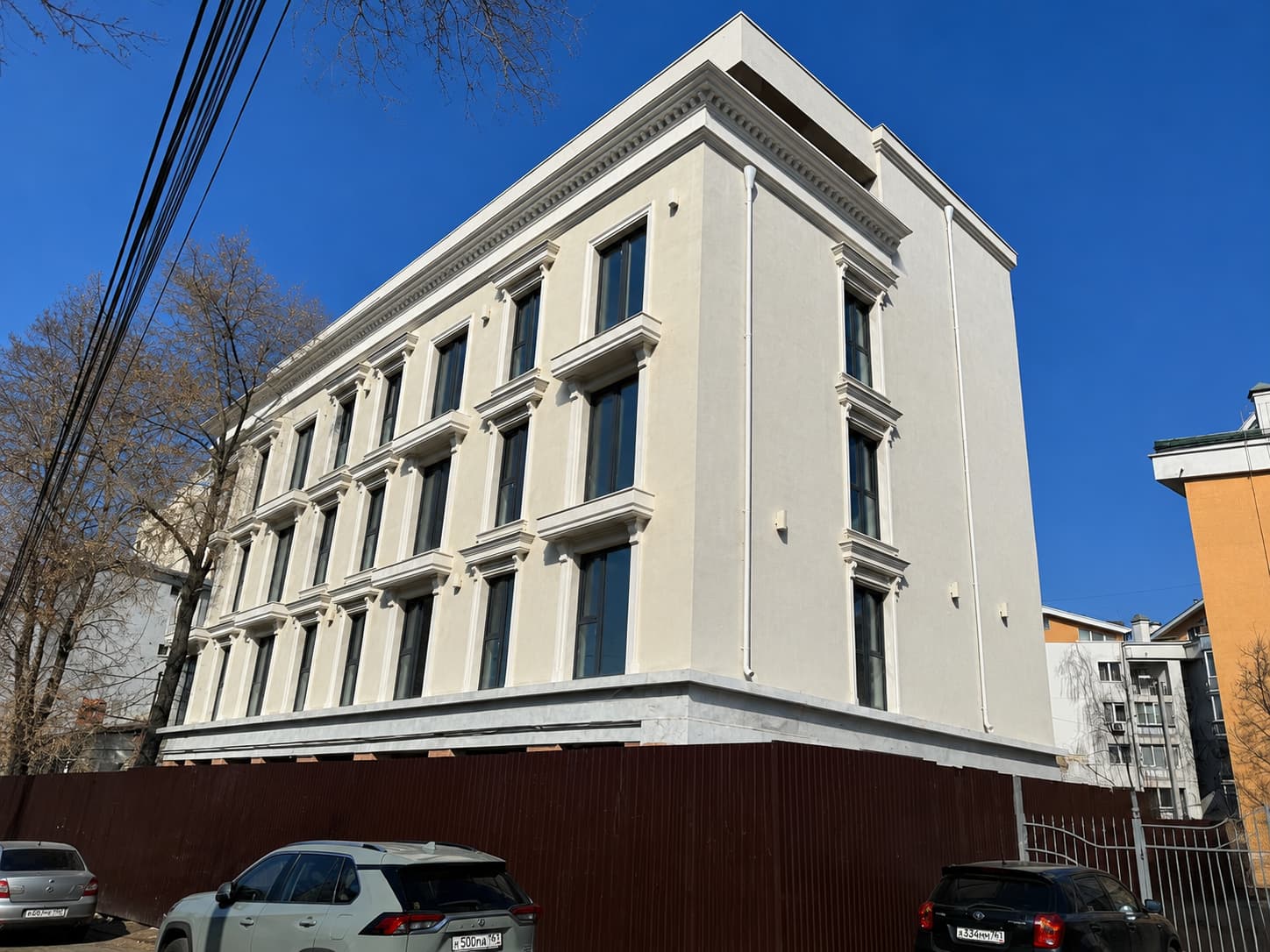 Placi flexibile - clădire cu mai multe etaje în Centru — 2