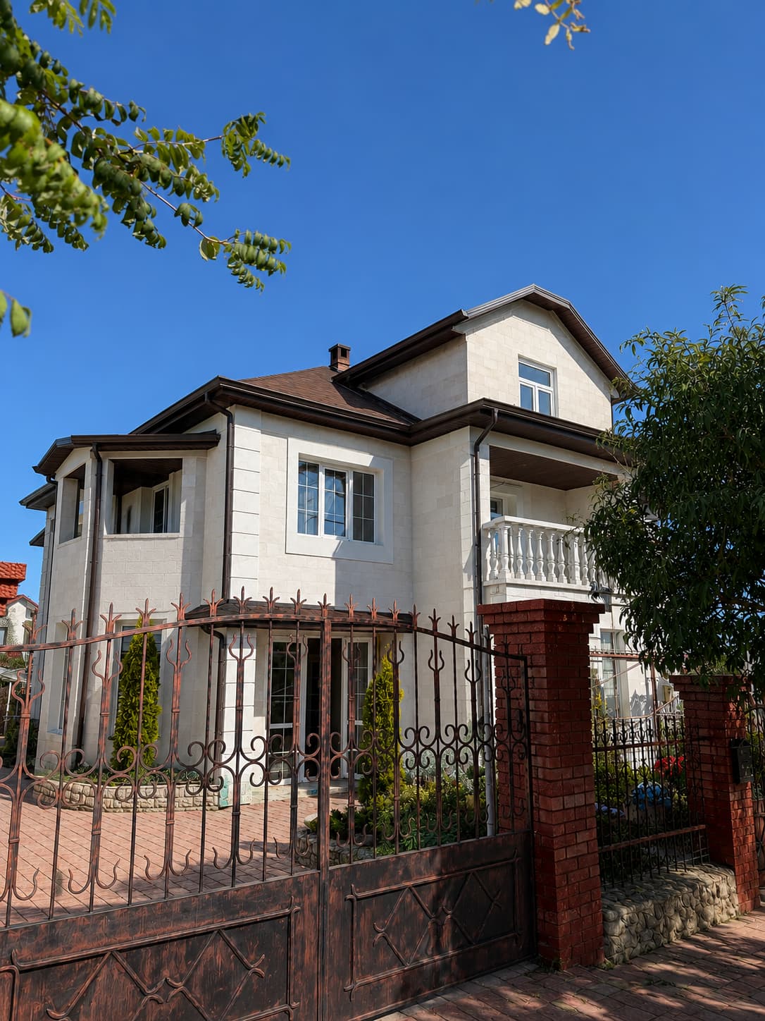 Gresie flexibila Pletaflex – Casa in Rezina — 2