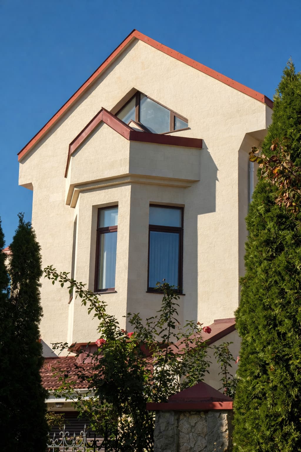 Piatra flexibila - casa privata pe Telecentre — 1