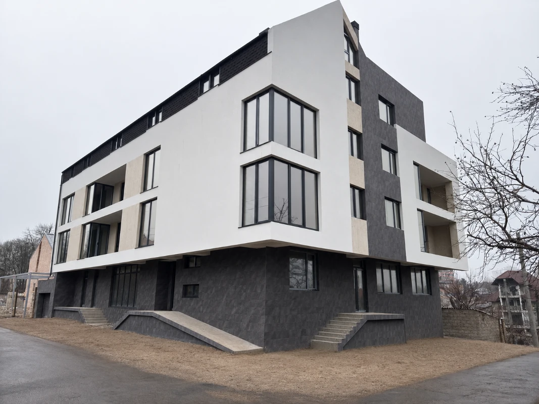 Placi flexibile de fațadă - casă pe Buyukani