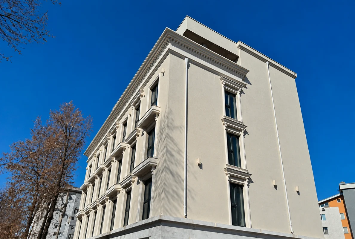 Placi flexibile - clădire cu mai multe etaje în Centru
